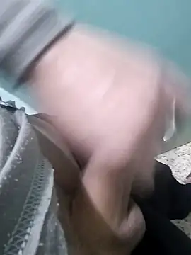 Snapshot of Steve98768 chatting on December 7, 2024, 12:25 am Steve98768 online show from December 7, 2024, 12:25 am