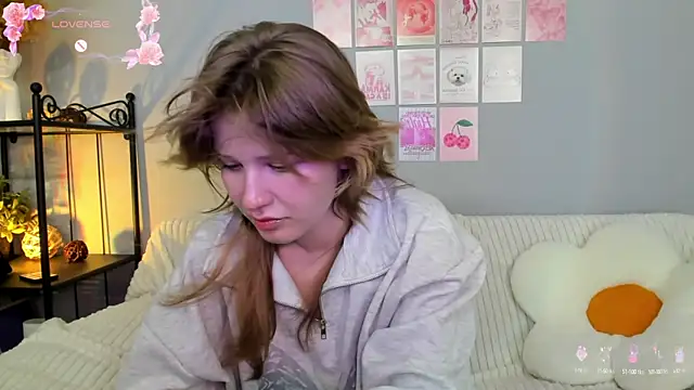 EvaStevs online show from March 15, 2025, 1:52 am