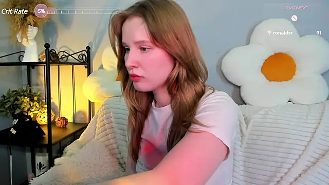 EvaStevs online show from February 3, 2025, 12:47 am