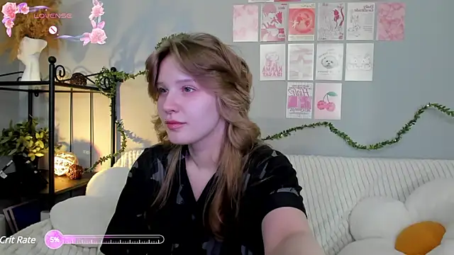 EvaStevs online show from March 21, 2025, 9:56 pm