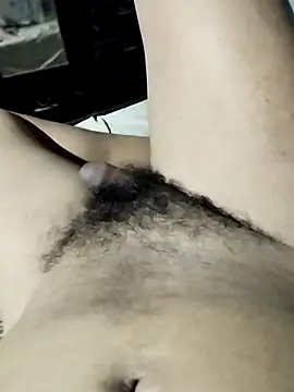 lopezerix1 online show from September 13, 2025, 12:10 am