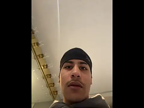 johnycash21 online show from March 13, 2026, 8:52 am