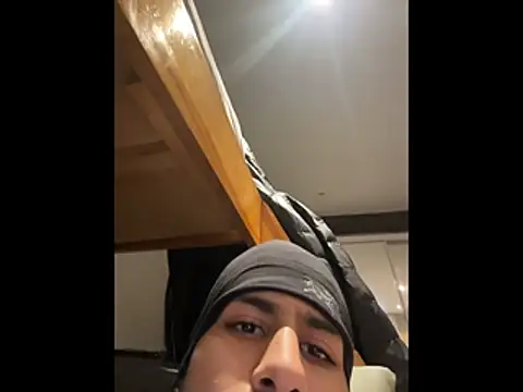 johnycash21 online show from February 28, 2026, 9:47 pm