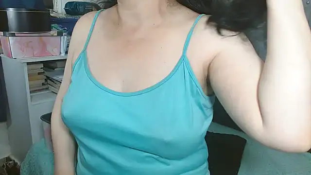 maturepriscila online show from March 29, 2026, 10:44 pm