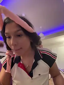 Snapshot of lissa_yasemin chatting on February 16, 2025, 7:38 pm lissa yasemin online show from February 16, 2025, 7:38 pm