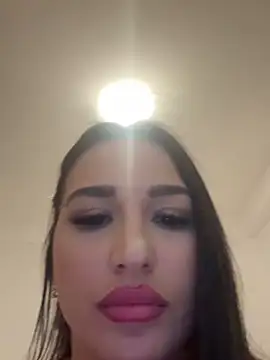 Snapshot of lissa_yasemin chatting on March 23, 2025, 2:15 am lissa yasemin online show from March 23, 2025, 2:15 am