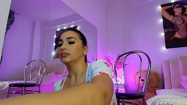 Snapshot of lissa_yasemin chatting on December 3, 2024, 1:47 am lissa yasemin online show from December 3, 2024, 1:47 am