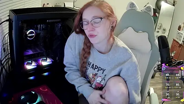Snapshot of LilyFoxxx chatting on October 19, 2025, 3:20 am LilyFoxxx online show from October 19, 2025, 3:20 am