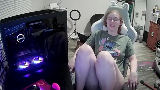 LilyFoxxx online show from January 11, 2026, 6:31 am