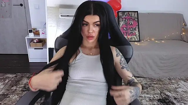 Tiffany lab online show from February 13, 2026, 2:06 pm