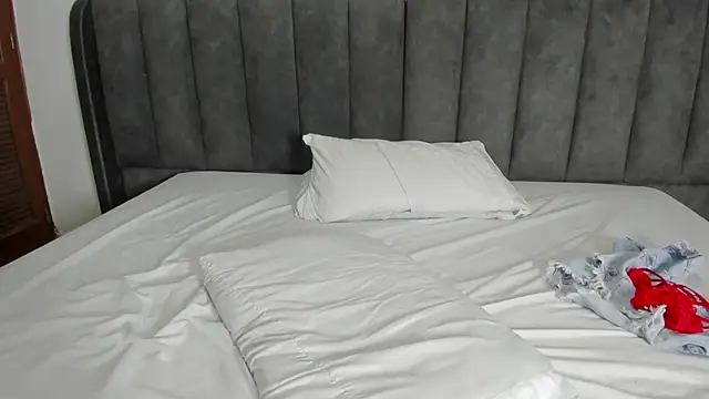 Snapshot of valtira_nova chatting on March 15, 2025, 6:58 am valtira nova online show from March 15, 2025, 6:58 am