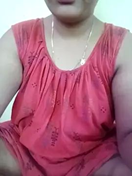 Snapshot of Super-Couple chatting on June 3, 2026, 6:58 am Super-Couple online show from June 3, 2026, 6:58 am