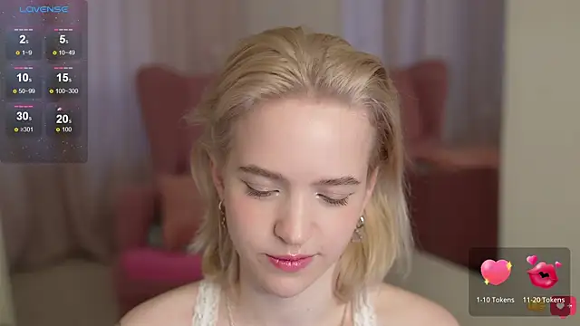 Snapshot of lolly_pie chatting on March 8, 2025, 11:16 am lolly pie online show from March 8, 2025, 11:16 am