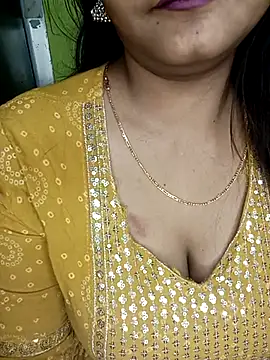 Snapshot of NOTY-LOVE-05 chatting on March 1, 2025, 3:38 pm NOTY-LOVE-05 online show from March 1, 2025, 3:38 pm