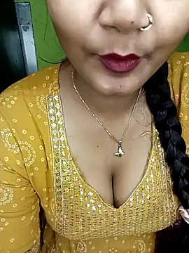 Snapshot of NOTY-LOVE-05 chatting on January 8, 2025, 2:56 pm NOTY-LOVE-05 online show from January 8, 2025, 2:56 pm