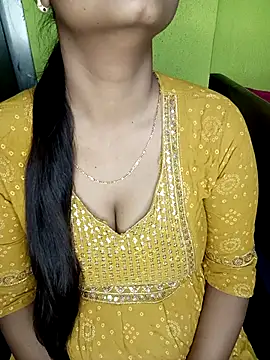 Snapshot of NOTY-LOVE-05 chatting on March 4, 2025, 3:26 pm NOTY-LOVE-05 online show from March 4, 2025, 3:26 pm