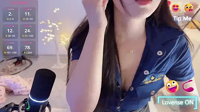 Snapshot of Unique-yiyi chatting on February 16, 2025, 1:38 pm Unique-yiyi online show from February 16, 2025, 1:38 pm