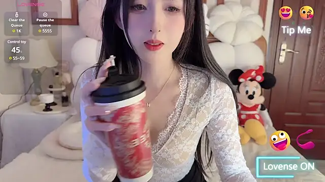 Snapshot of Unique-yiyi chatting on January 30, 2025, 7:26 pm Unique-yiyi online show from January 30, 2025, 7:26 pm