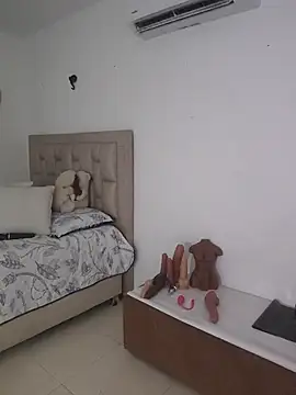 Snapshot of milf_venus chatting on July 10, 2026, 6:30 pm milf venus online show from July 10, 2026, 6:30 pm