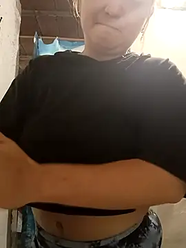 alexax0 online show from February 12, 2025, 3:51 am