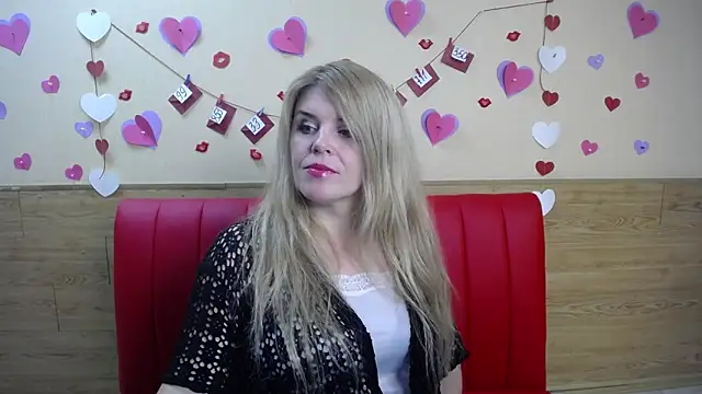 Snapshot of Julya_Barbi chatting on March 8, 2025, 5:59 am Julya Barbi online show from March 8, 2025, 5:59 am