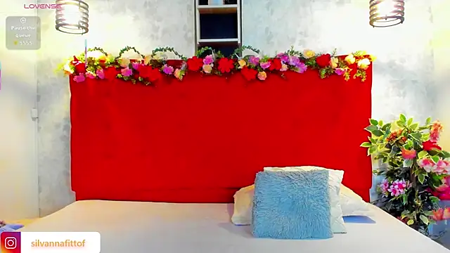 SilvannaFit online show from February 10, 2026, 11:42 am