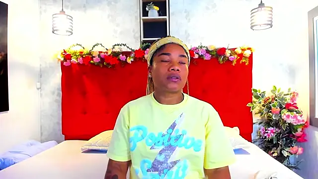 SilvannaFit online show from March 6, 2026, 9:04 am