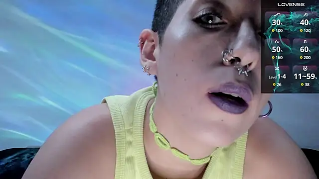 Snapshot of lnxmst chatting on March 18, 2025, 11:09 pm lnxmst online show from March 18, 2025, 11:09 pm