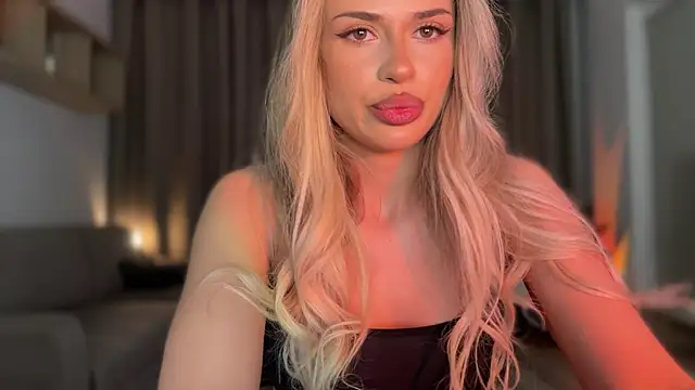 Snapshot of Julia_RL chatting on November 17, 2025, 11:09 pm Julia RL online show from November 17, 2025, 11:09 pm