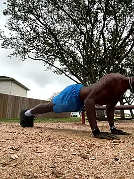 Snapshot of Melaneighted chatting on March 4, 2026, 3:31 pm Melaneighted online show from March 4, 2026, 3:31 pm