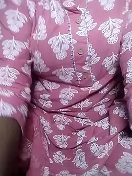 Shivani Tivari online show from November 20, 2025, 5:02 pm