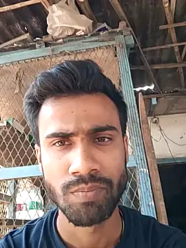 Snapshot of Skinny_Bigass_23 chatting on March 19, 2025, 7:29 am Skinny Bigass 23 online show from March 19, 2025, 7:29 am