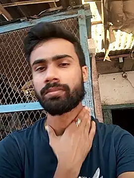 Skinny Bigass 23 online show from November 16, 2025, 7:13 am