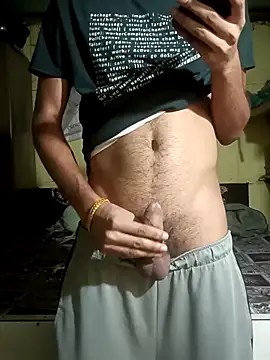 Snapshot of Skinny_Bigass_23 chatting on May 2, 2026, 5:56 am Skinny Bigass 23 online show from May 2, 2026, 5:56 am
