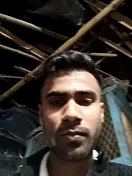 Snapshot of Skinny_Bigass_23 chatting on February 17, 2025, 2:17 pm Skinny Bigass 23 online show from February 17, 2025, 2:17 pm