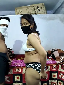 hot wife 35 online show from October 5, 2025, 2:57 am