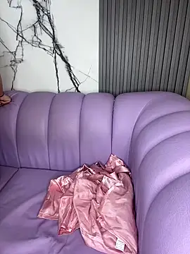 Aaliyah Salma online show from April 14, 2026, 7:30 pm