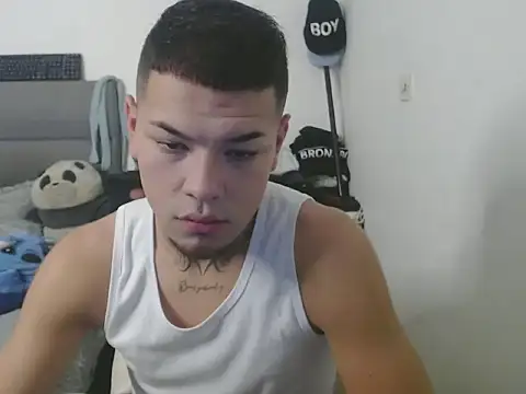 Snapshot of MarceloMilk chatting on September 10, 2025, 10:03 am MarceloMilk online show from September 10, 2025, 10:03 am