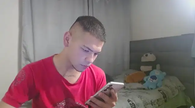 Snapshot of MarceloMilk chatting on February 26, 2025, 3:14 am MarceloMilk online show from February 26, 2025, 3:14 am