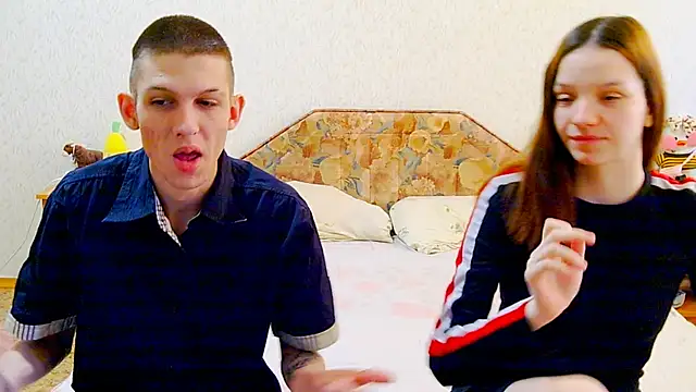 Snapshot of Ivy_Lester chatting on March 21, 2025, 6:49 am Ivy Lester online show from March 21, 2025, 6:49 am