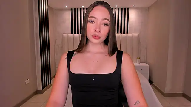 AlinaKravitz online show from September 18, 2025, 10:40 am