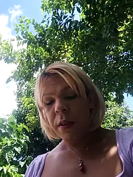 blondebitchlitle online show from October 24, 2025, 4:50 pm