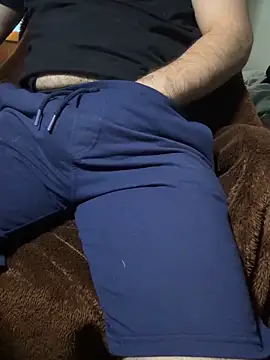 Snapshot of Leo-Cock chatting on April 6, 2026, 1:45 pm Leo-Cock online show from April 6, 2026, 1:45 pm