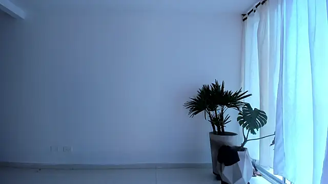  Sam sexy  online show from December 1, 2025, 8:10 pm