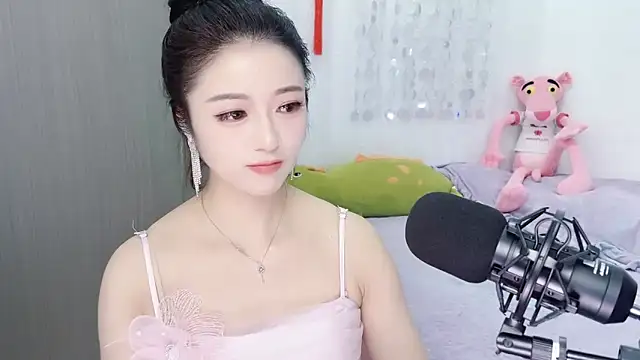 starsqimei online show from March 8, 2026, 6:06 am