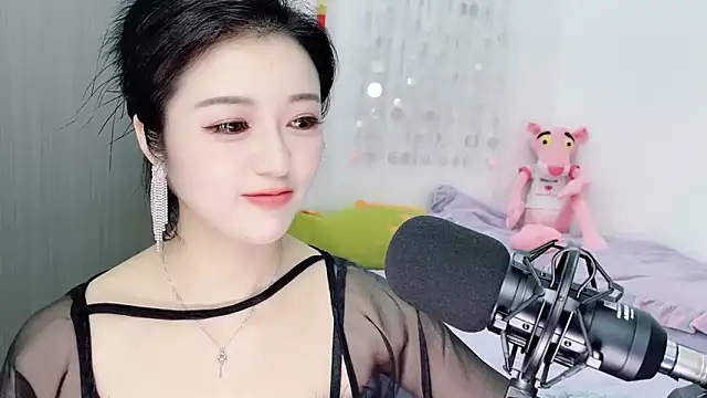 starsqimei online show from March 7, 2026, 5:47 am