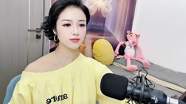 Snapshot of starsqimei chatting on November 9, 2025, 5:11 am starsqimei online show from November 9, 2025, 5:11 am