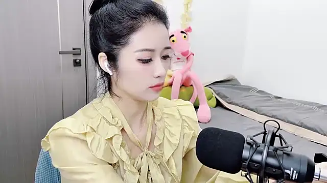 Snapshot of starsqimei chatting on November 2, 2025, 4:28 am starsqimei online show from November 2, 2025, 4:28 am