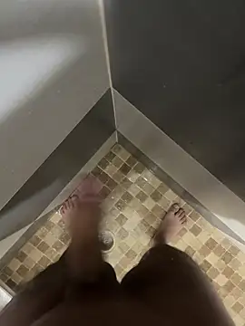 mylovetr1 online show from March 12, 2025, 7:02 am