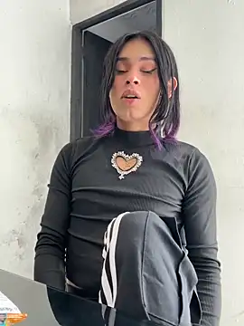 sweet dannyfem online show from March 21, 2025, 4:29 pm